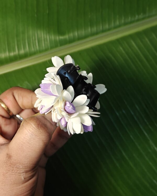 Floral Lavender - Catch Clip