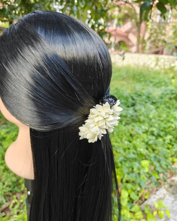 Blommed malli banana clip