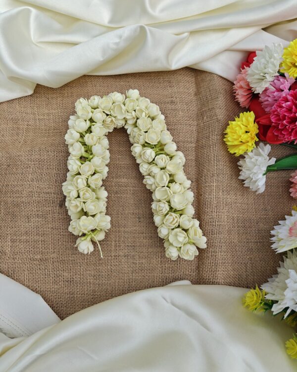 Small Malli Poo String