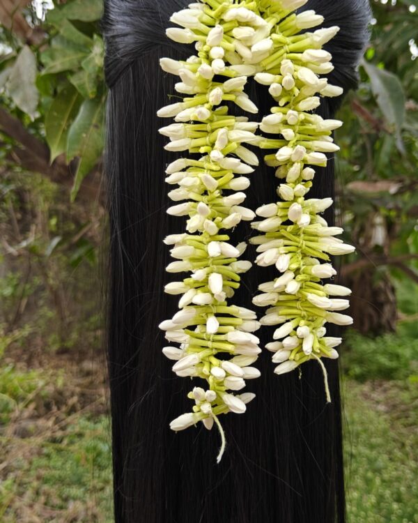 Nithya Malli Mottu String