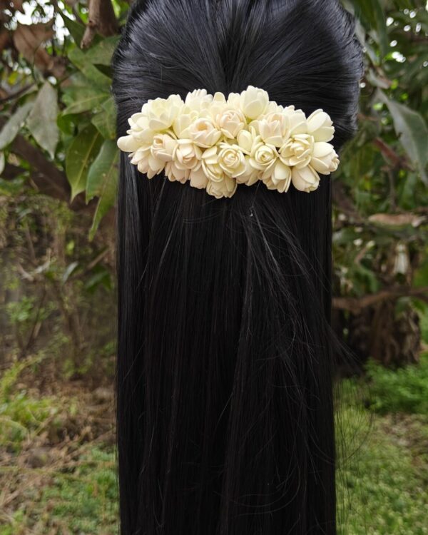 Mottu Malli Center clip