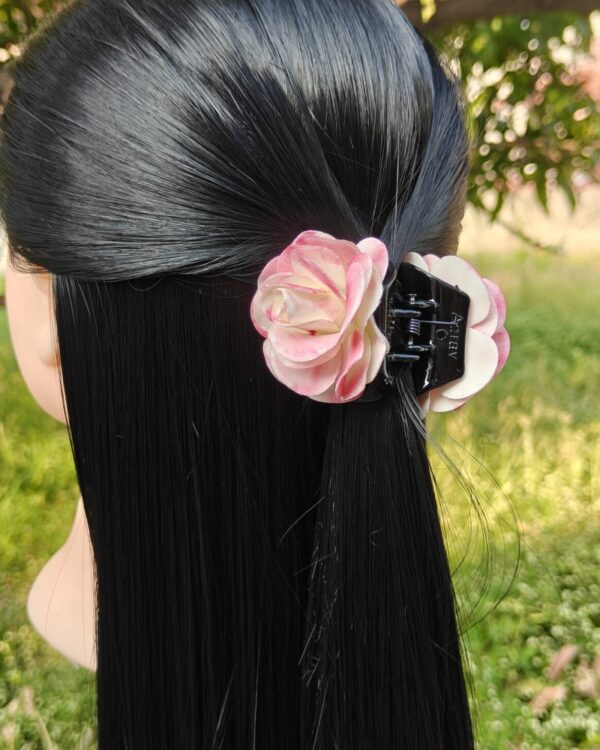 Red shade Rose Catch Clip