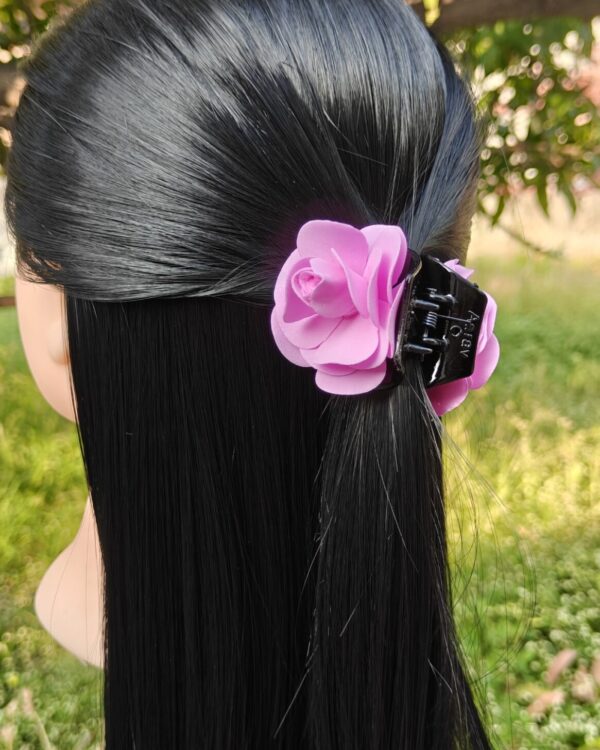 Baby pink Rose Catch Clip