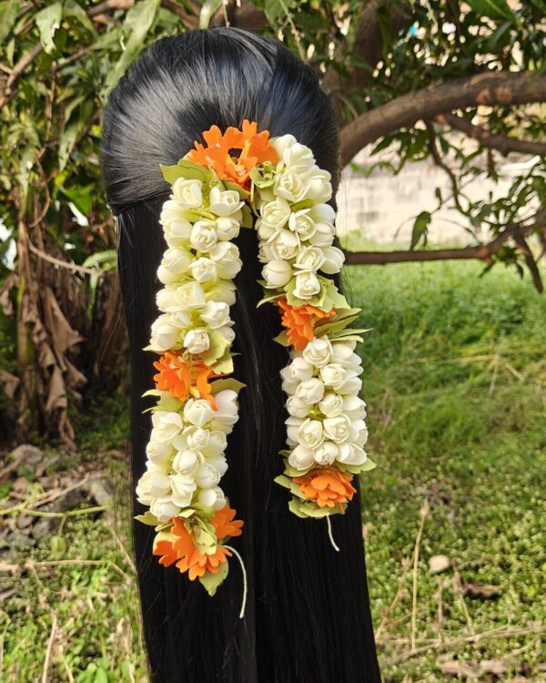 Blommed Mottu Malli+Thulasi kanakamaram String