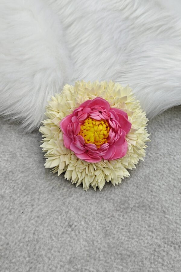 Pichi with Lotus Center Clip