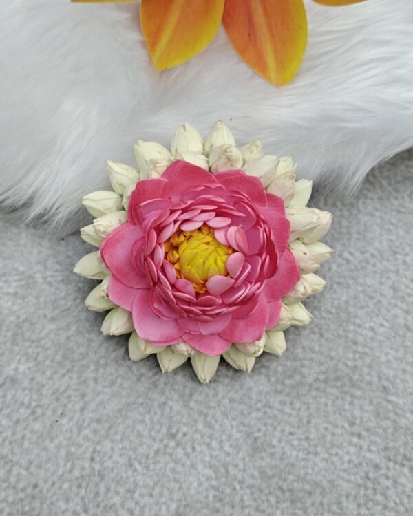 Mottu Malli Lotus Center Clip