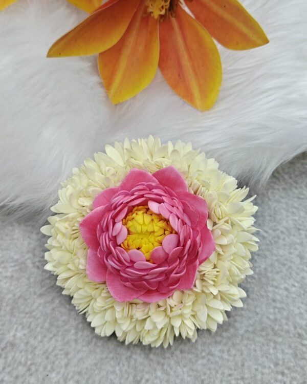 Mullai with Lotus Center Clip