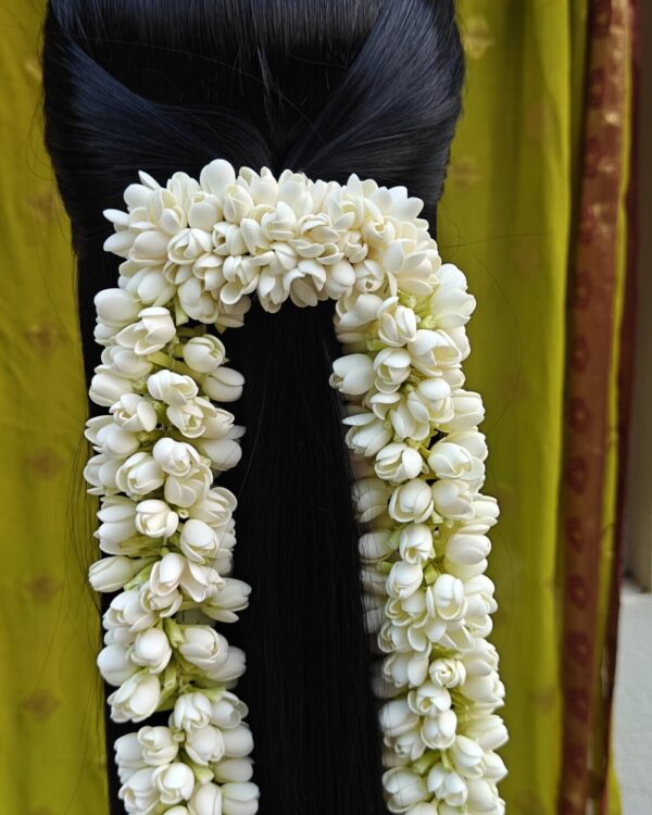 Madras Malli Center Clip strings