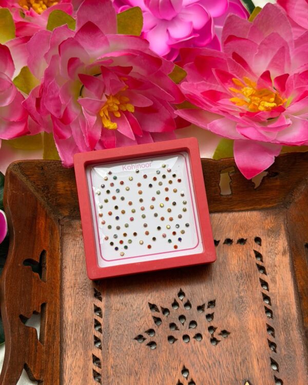 mixing Dark colours Bindi D4