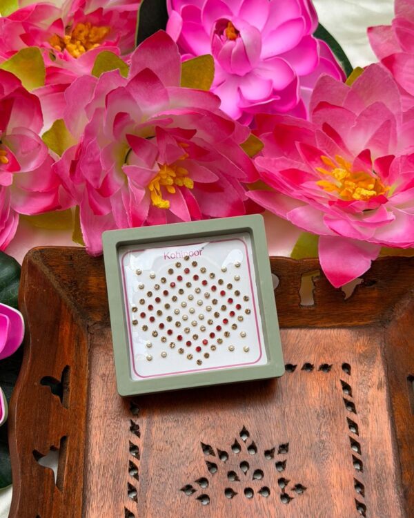 small Stones Bindi D2