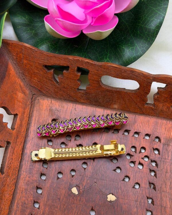 Heart kundan Center Clip
