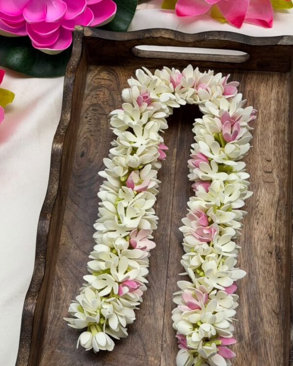 Bloomed Jathi Malli Alligator Clips string